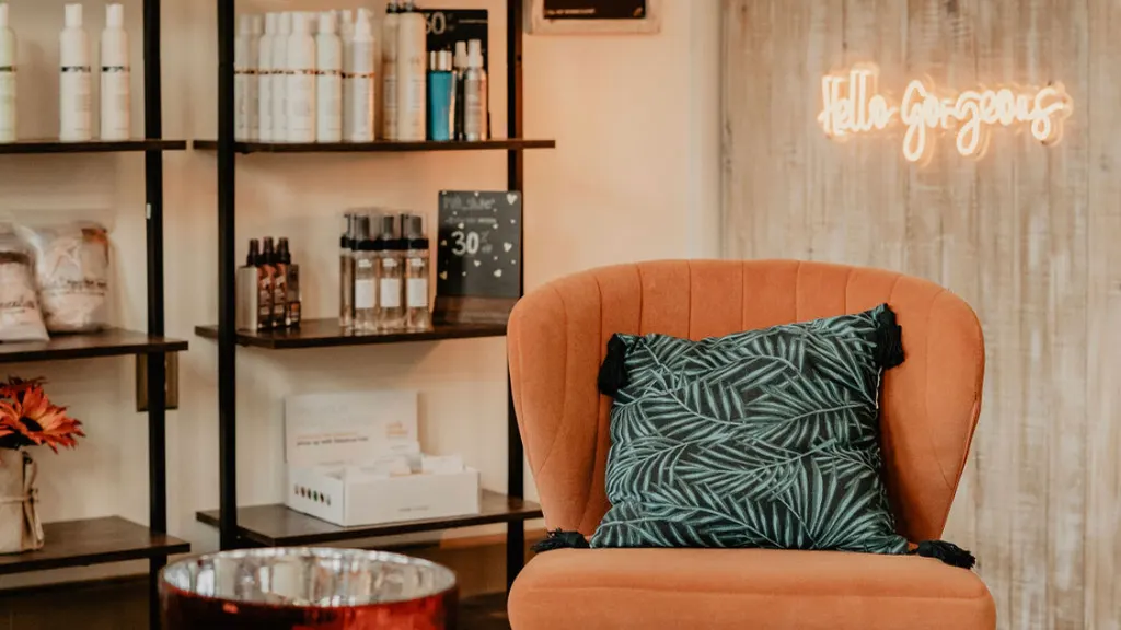Beauty & The Balayage — Hair salon in Orlando